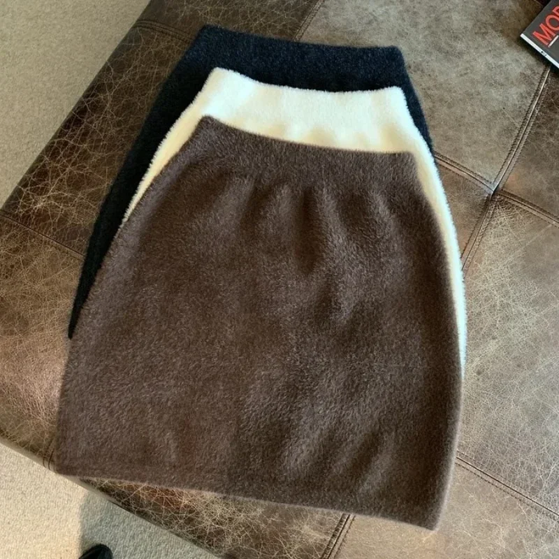 Elastic Waist Slim Women Short Skirt Sexy Elegant All-Match Basic Mini Skirt Winter Sweet Casual Knit Imitation Mink Fur Skirt - Image 2