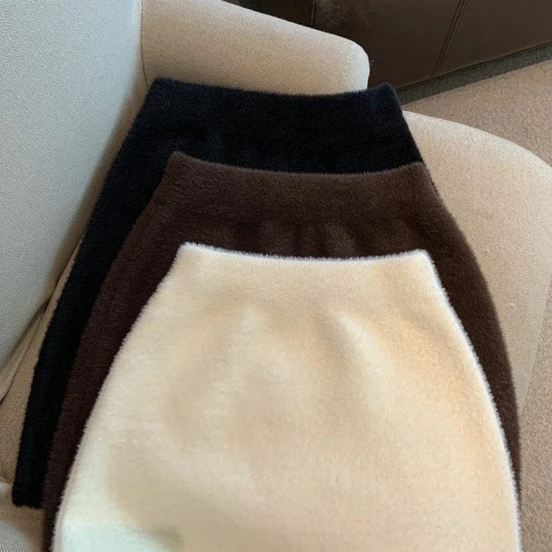 Elastic Waist Slim Women Short Skirt Sexy Elegant All-Match Basic Mini Skirt Winter Sweet Casual Knit Imitation Mink Fur Skirt - Image 5
